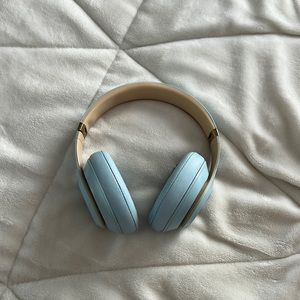 blue beats headphones